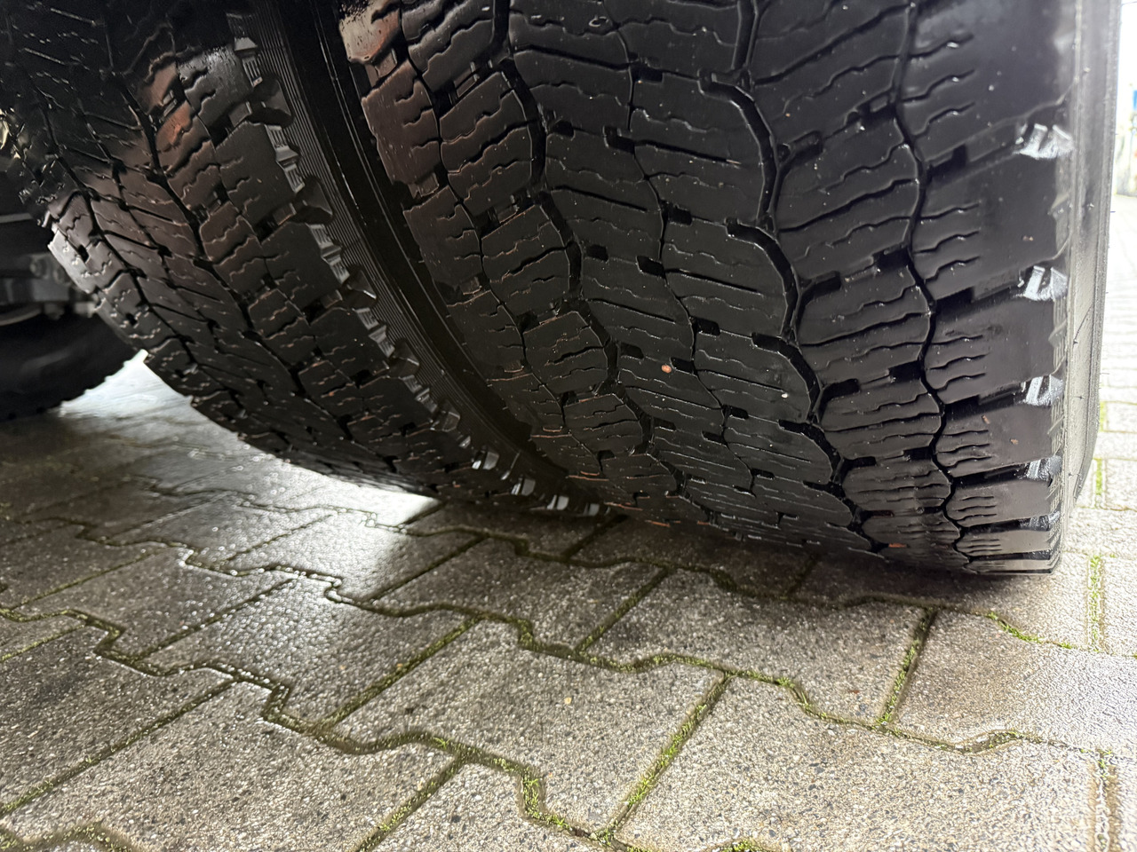 Scania P280 4X2 - Камион фургон: снимка 2 Scania P280 4X2 - Камион фургон: снимка 2