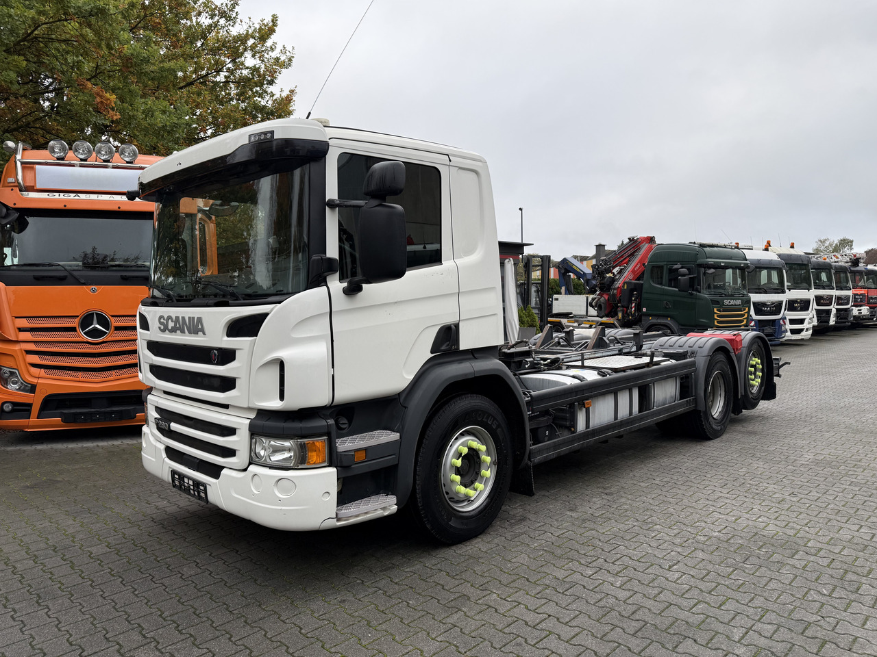Scania P280 6X2*4 - Шаси кабина: снимка 1 Scania P280 6X2*4 - Шаси кабина: снимка 1