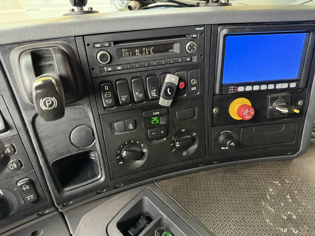 Scania P280 6X2*4 - Шаси кабина: снимка 2 Scania P280 6X2*4 - Шаси кабина: снимка 2