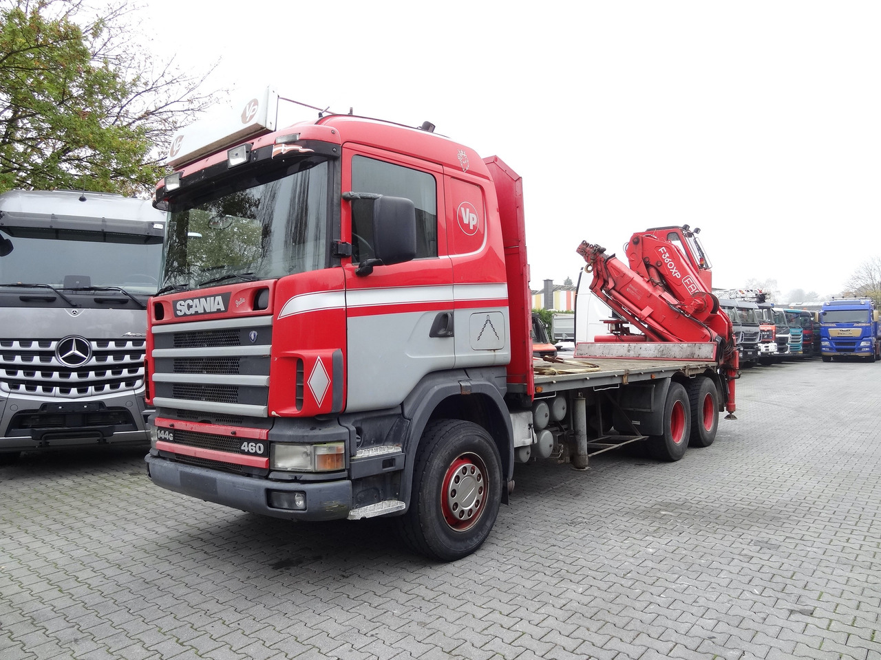 Scania R144 460 6X4 Fassi 360 bis 25 Meter - Камион с кран, Бордови камион: снимка 1 Scania R144 460 6X4 Fassi 360 bis 25 Meter - Камион с кран, Бордови камион: снимка 1