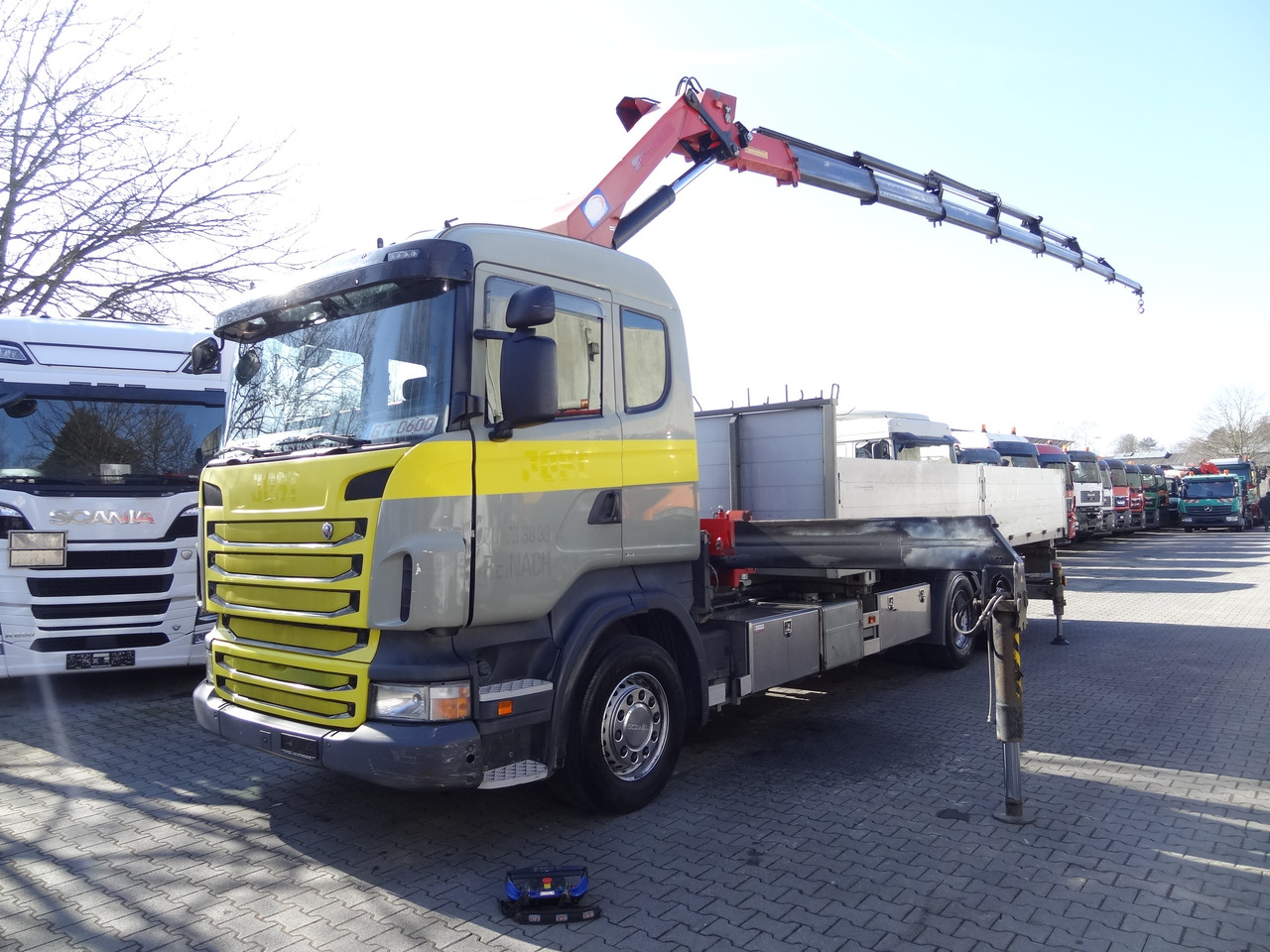 Scania R440 6X2*4 Kran HMF 3000 bis 30 Meter - Камион с кран, Бордови камион: снимка 1 Scania R440 6X2*4 Kran HMF 3000 bis 30 Meter - Камион с кран, Бордови камион: снимка 1