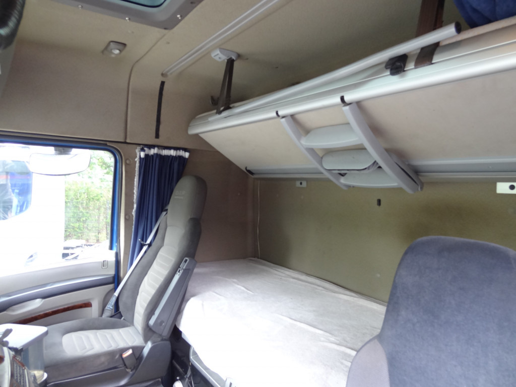 Влекач Daf XF105 460 6X2 Kran Palfinger 34002: снимка 6