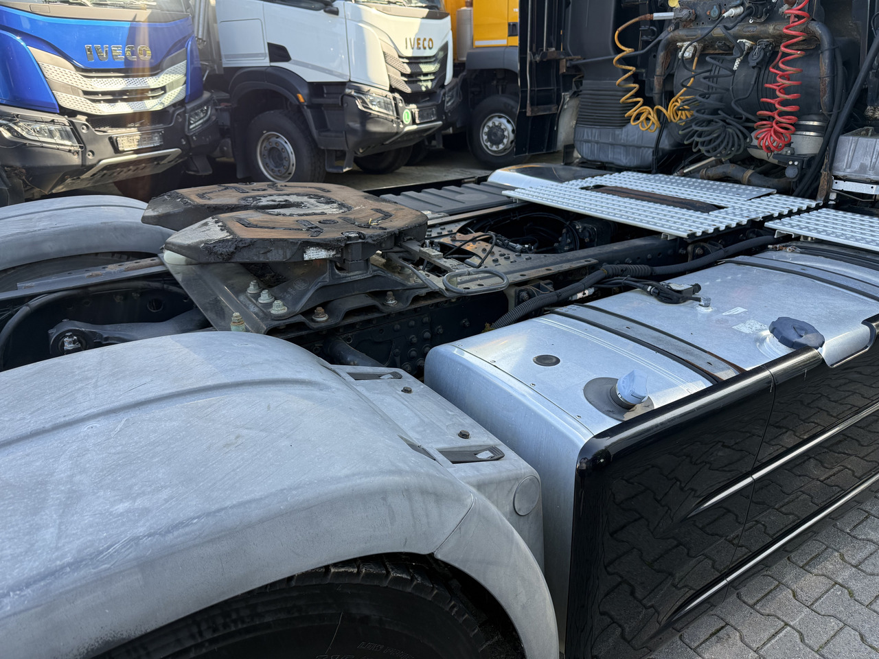 MAN TGX 18.680 4X2 BLS V8 - Влекач: снимка 2 MAN TGX 18.680 4X2 BLS V8 - Влекач: снимка 2