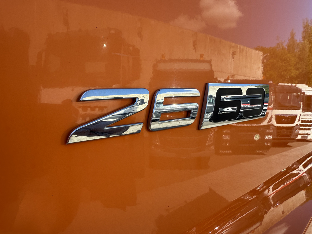 Mercedes-Benz Actros 2663 LS 6X4 Vollausstattung - Влекач: снимка 4 Mercedes-Benz Actros 2663 LS 6X4 Vollausstattung - Влекач: снимка 4