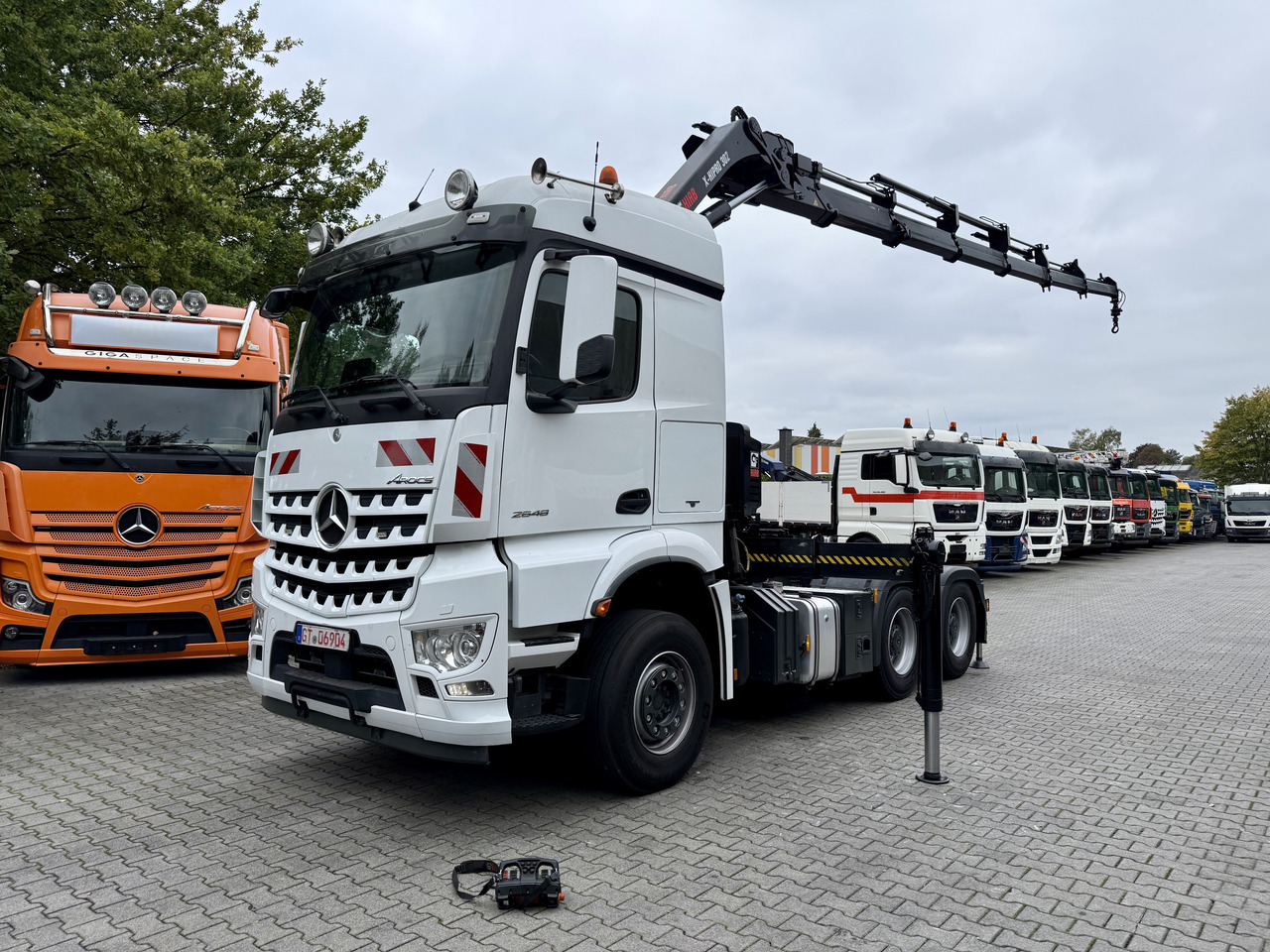 Mercedes-Benz Arocs 2648 LS 6X4 Kran Hiab X-HiPro 302 - Влекач: снимка 1 Mercedes-Benz Arocs 2648 LS 6X4 Kran Hiab X-HiPro 302 - Влекач: снимка 1