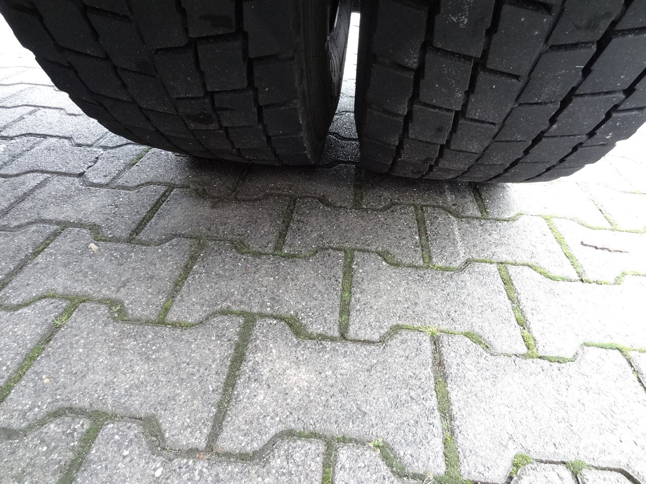 Volvo FE320 Fahrschule/ driving school - Влекач: снимка 2 Volvo FE320 Fahrschule/ driving school - Влекач: снимка 2