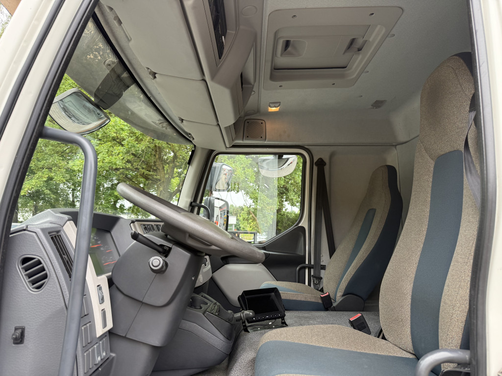 Volvo FL250.16 HMF 875 K3 - Бордови камион, Камион с кран: снимка 4 Volvo FL250.16 HMF 875 K3 - Бордови камион, Камион с кран: снимка 4