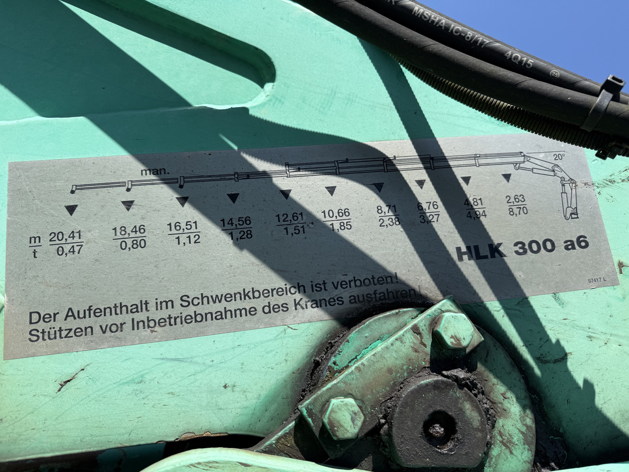 Volvo FM12 420 4X4 Kran MKG 300 bis 24 Meter - Бордови камион, Камион с кран: снимка 3 Volvo FM12 420 4X4 Kran MKG 300 bis 24 Meter - Бордови камион, Камион с кран: снимка 3