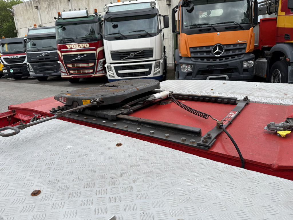 Volvo FM12 420 8X4 Kran Palfinger PK90002 31 Meter - Камион с кран: снимка 3 Volvo FM12 420 8X4 Kran Palfinger PK90002 31 Meter - Камион с кран: снимка 3