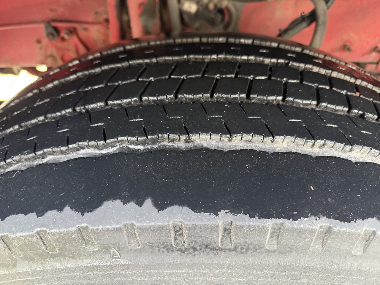 Volvo FM330 Kran Effer 165 bis 20 Meter - Камион с кран, Бордови камион: снимка 4 Volvo FM330 Kran Effer 165 bis 20 Meter - Камион с кран, Бордови камион: снимка 4