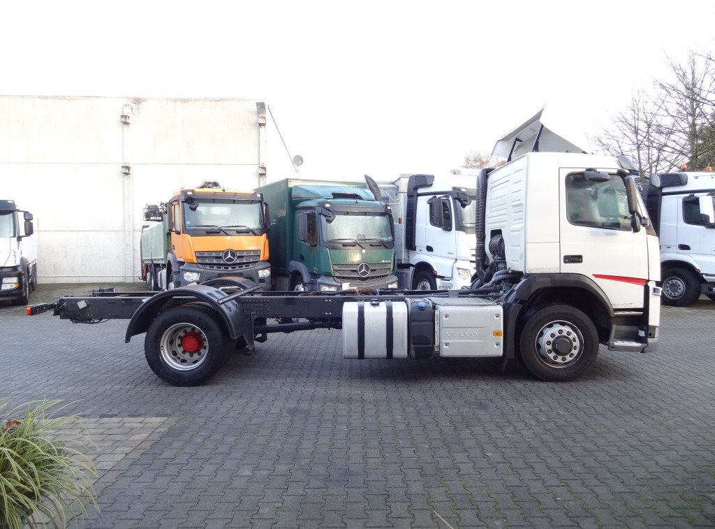 Шаси кабина Volvo FM420 4X4 X-Track: снимка 9