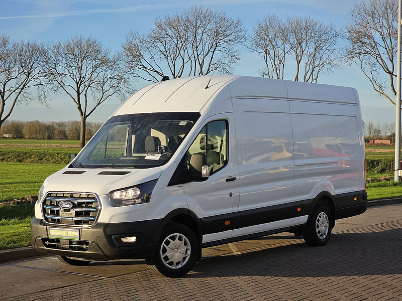 Ford E-Transit L4H3 Maxi 68kWh! - Товарен бус, Електрически бус: снимка 2 Ford E-Transit L4H3 Maxi 68kWh! - Товарен бус, Електрически бус: снимка 2