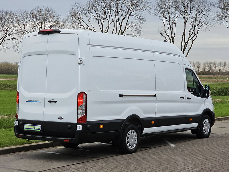 Ford E-Transit L4H3 Maxi 68kWh! - Товарен бус, Електрически бус: снимка 3 Ford E-Transit L4H3 Maxi 68kWh! - Товарен бус, Електрически бус: снимка 3