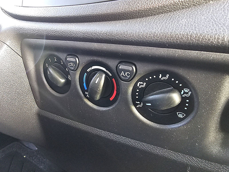 Товарен бус Ford Transit 2.0 L2H2 Imperiaal Navi!: снимка 10