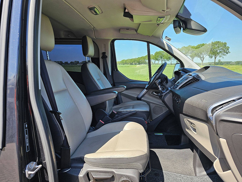 Малък ван Ford Transit 2.2: снимка 7