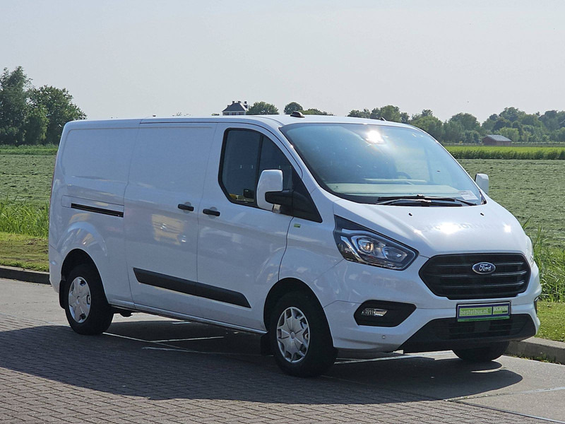 Ford Transit Custom 2.0 L2H1 Navi Euro6 AC! - Малък ван: снимка 5 Ford Transit Custom 2.0 L2H1 Navi Euro6 AC! - Малък ван: снимка 5