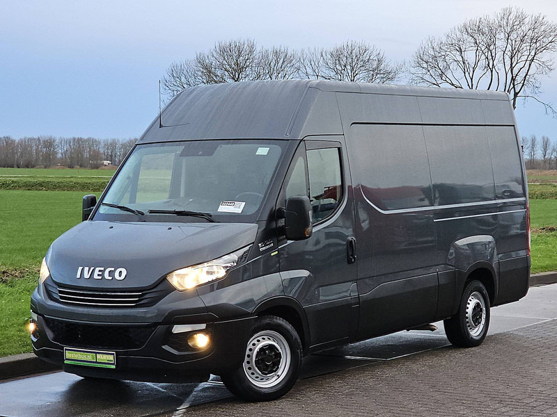Iveco Daily 35 S 18 3.0 AUT. L2H2 - Товарен бус: снимка 2 Iveco Daily 35 S 18 3.0 AUT. L2H2 - Товарен бус: снимка 2