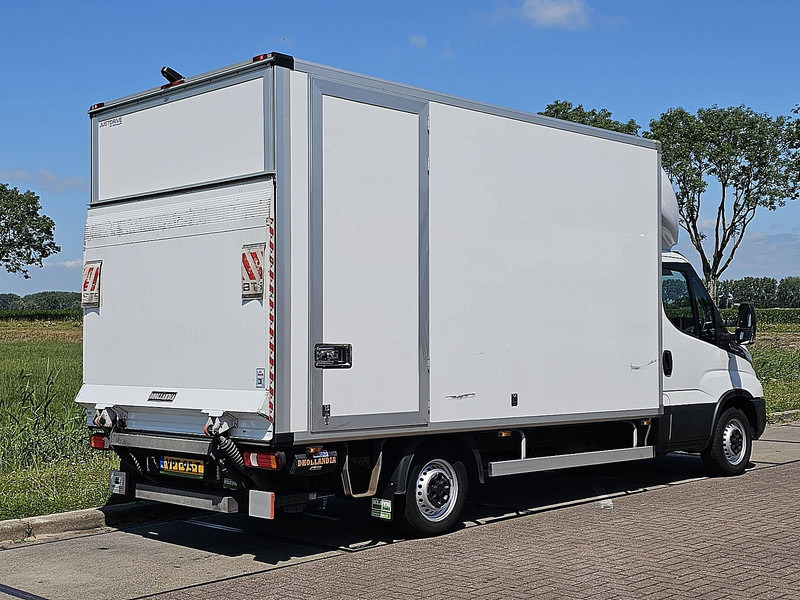 Iveco Daily 35S14 ac automaat EURO6 - Лекотоварен автомобил фургон: снимка 3 Iveco Daily 35S14 ac automaat EURO6 - Лекотоварен автомобил фургон: снимка 3