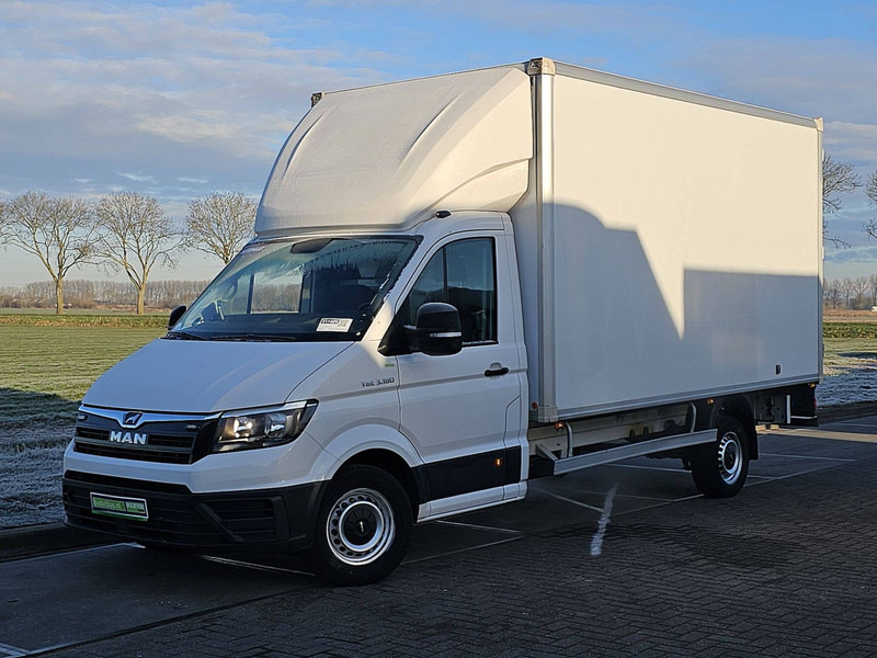 MAN TGE 3.180 ac automaat EURO6 - Лекотоварен автомобил фургон: снимка 2 MAN TGE 3.180 ac automaat EURO6 - Лекотоварен автомобил фургон: снимка 2