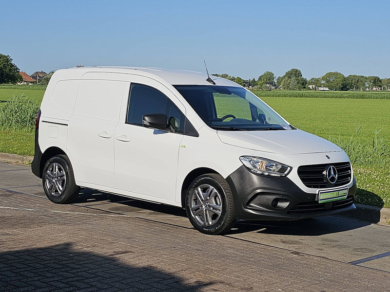 Mercedes-Benz Citan 108 CDI ac carplay EURO6 - Лекотоварен автомобил фургон: снимка 5 Mercedes-Benz Citan 108 CDI ac carplay EURO6 - Лекотоварен автомобил фургон: снимка 5