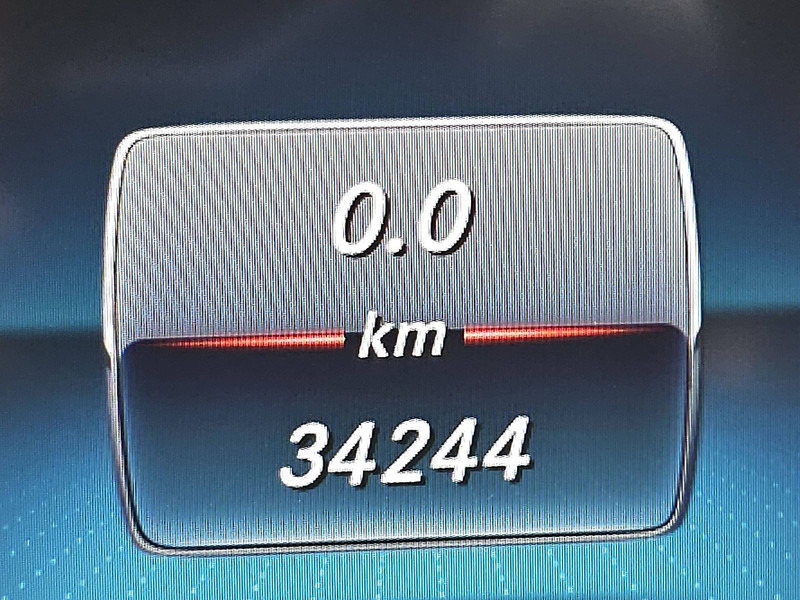 Лизинг на Mercedes-Benz EQV 300 7-Zits Pano Navi L2! Mercedes-Benz EQV 300 7-Zits Pano Navi L2!: снимка 9