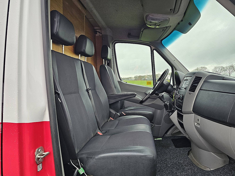 Лизинг на Mercedes-Benz Sprinter 214 CDI L1H1 Mercedes-Benz Sprinter 214 CDI L1H1: снимка 7 Лизинг на Mercedes-Benz Sprinter 214 CDI L1H1 Mercedes-Benz Sprinter 214 CDI L1H1: снимка 7