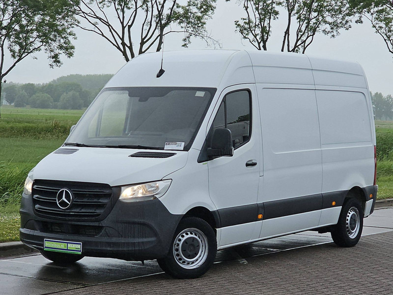 Mercedes-Benz Sprinter 214 L2H2 Mbux Automaat! - Малък ван: снимка 2 Mercedes-Benz Sprinter 214 L2H2 Mbux Automaat! - Малък ван: снимка 2