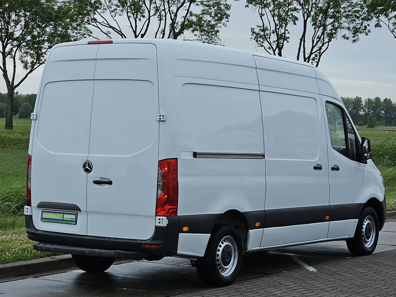 Mercedes-Benz Sprinter 314 L2H2 Mbux Automaat! - Малък ван: снимка 3 Mercedes-Benz Sprinter 314 L2H2 Mbux Automaat! - Малък ван: снимка 3