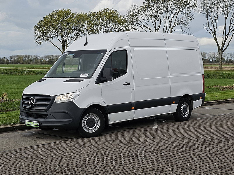 Mercedes-Benz Sprinter 314 L2H2 Standkachel! - Товарен бус: снимка 2 Mercedes-Benz Sprinter 314 L2H2 Standkachel! - Товарен бус: снимка 2