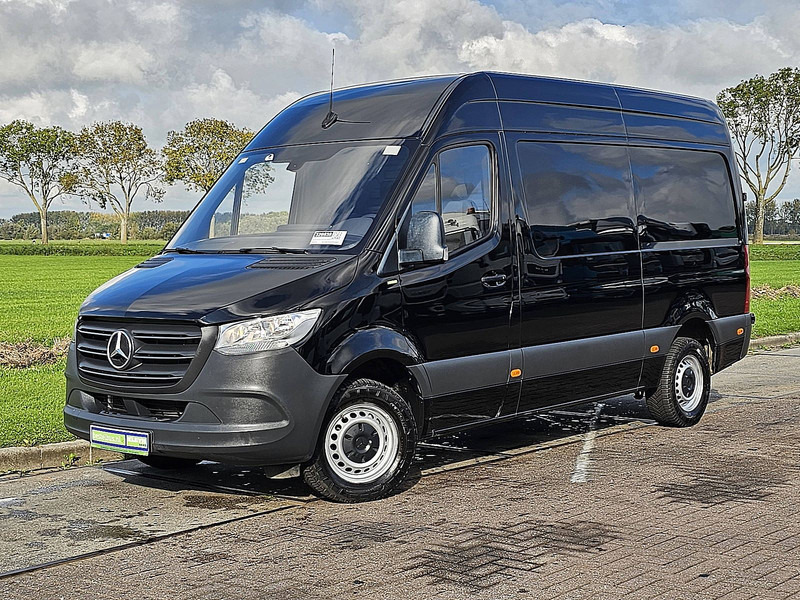 Mercedes-Benz Sprinter 315 L2H2 Automaat Mbux! - Товарен бус: снимка 2 Mercedes-Benz Sprinter 315 L2H2 Automaat Mbux! - Товарен бус: снимка 2