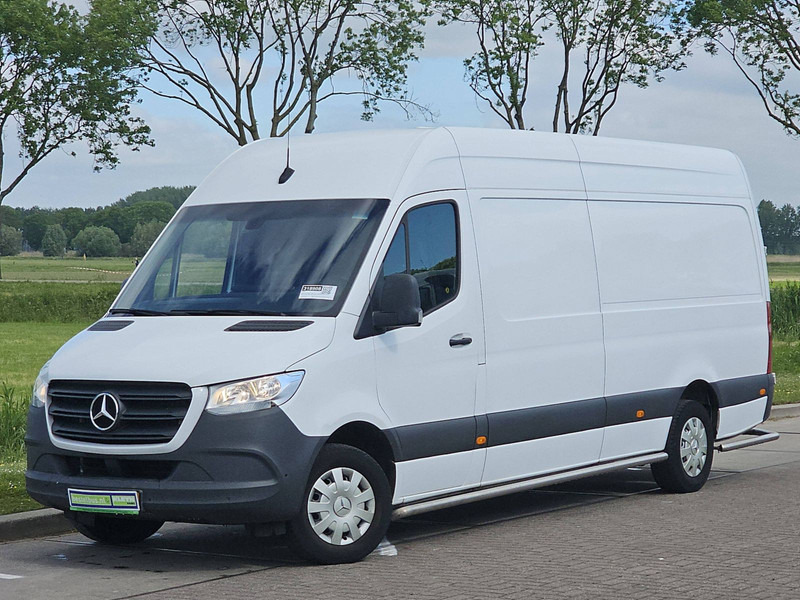 Mercedes-Benz Sprinter 315 ac automaat EURO6 - Товарен бус: снимка 2 Mercedes-Benz Sprinter 315 ac automaat EURO6 - Товарен бус: снимка 2