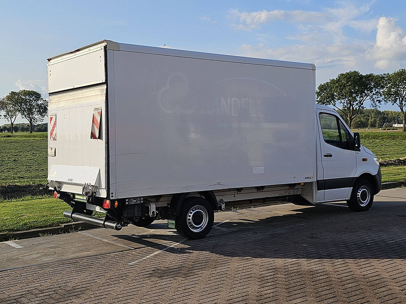 Mercedes-Benz Sprinter 316 Bakwagen Laadklep! - Лекотоварен автомобил фургон: снимка 3 Mercedes-Benz Sprinter 316 Bakwagen Laadklep! - Лекотоварен автомобил фургон: снимка 3