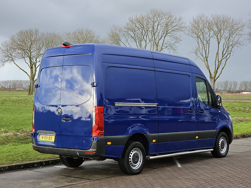 Mercedes-Benz Sprinter 316 CDI L2H2 AUT. - Товарен бус: снимка 3 Mercedes-Benz Sprinter 316 CDI L2H2 AUT. - Товарен бус: снимка 3