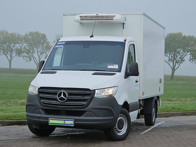 Mercedes-Benz Sprinter 316 Koelwagen D/N 230V - Хладилен бус: снимка 1 Mercedes-Benz Sprinter 316 Koelwagen D/N 230V - Хладилен бус: снимка 1