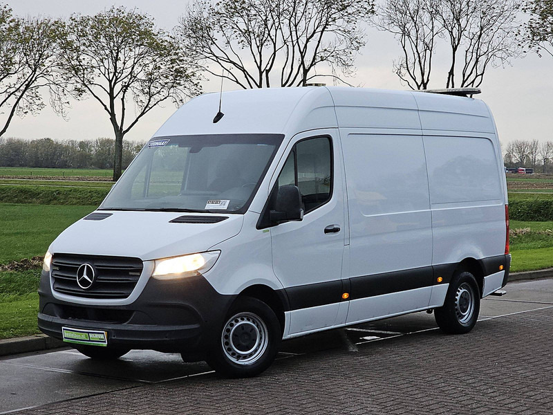 Mercedes-Benz Sprinter 316 ac automaat EURO6 - Товарен бус: снимка 2 Mercedes-Benz Sprinter 316 ac automaat EURO6 - Товарен бус: снимка 2
