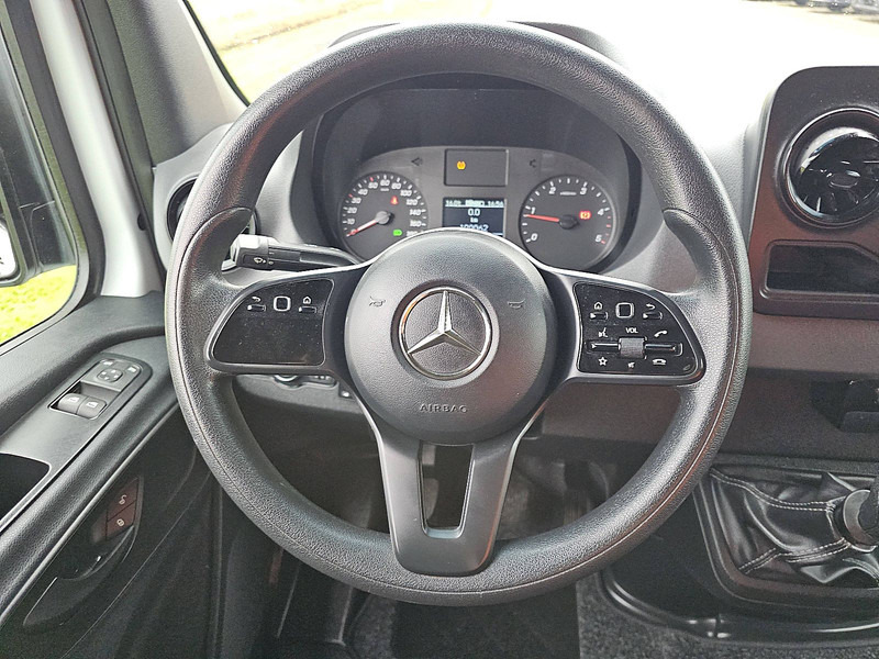 Товарен бус Mercedes-Benz Sprinter 317 L2H2 Navi RWD: снимка 11