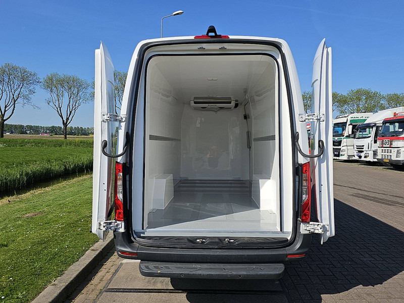 Хладилен бус Mercedes-Benz Sprinter 317 L3H2 Maxi Koeler D/N: снимка 16