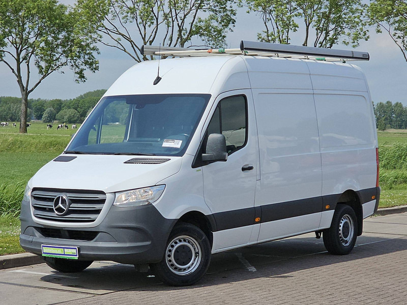 Mercedes-Benz Sprinter 319 L2H2 3.5T-Trekhaak! - Товарен бус: снимка 2 Mercedes-Benz Sprinter 319 L2H2 3.5T-Trekhaak! - Товарен бус: снимка 2