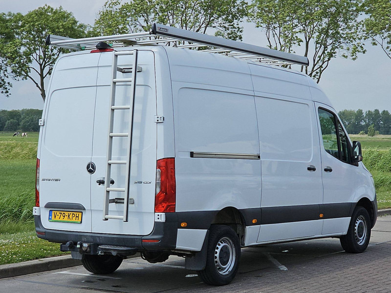 Mercedes-Benz Sprinter 319 L2H2 3.5T-Trekhaak! - Товарен бус: снимка 3 Mercedes-Benz Sprinter 319 L2H2 3.5T-Trekhaak! - Товарен бус: снимка 3