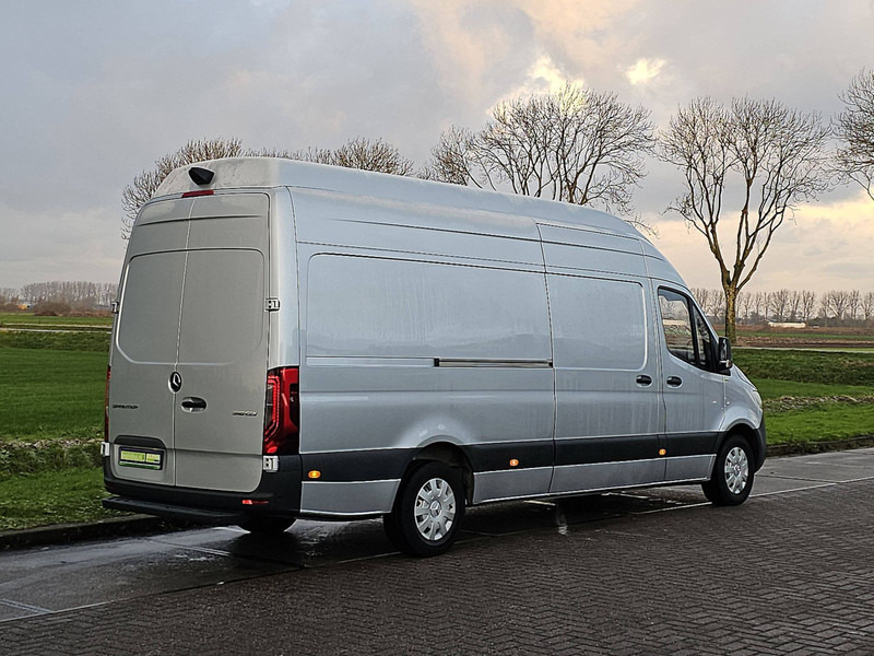 Mercedes-Benz Sprinter 319 XL V6 3.0 LTR EURO6 - Товарен бус: снимка 3 Mercedes-Benz Sprinter 319 XL V6 3.0 LTR EURO6 - Товарен бус: снимка 3