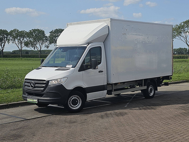 Mercedes-Benz Sprinter - Лекотоварен автомобил фургон: снимка 2 Mercedes-Benz Sprinter - Лекотоварен автомобил фургон: снимка 2