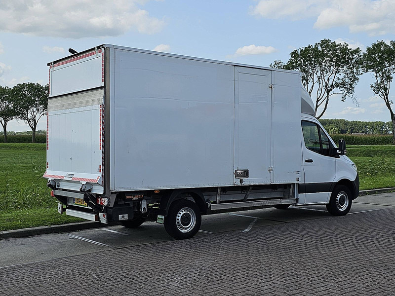 Mercedes-Benz Sprinter - Лекотоварен автомобил фургон: снимка 3 Mercedes-Benz Sprinter - Лекотоварен автомобил фургон: снимка 3