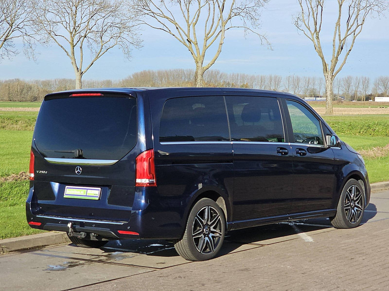 Mercedes-Benz V-Klasse 250 CDI L2 Dubbel Cabine AMG - Малък ван: снимка 3 Mercedes-Benz V-Klasse 250 CDI L2 Dubbel Cabine AMG - Малък ван: снимка 3