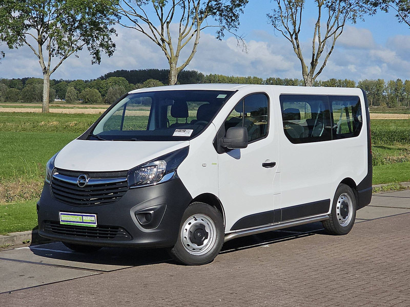 Opel Vivaro 1.6 L1 Combi 9p Airco - Микробус, Пътнически бус: снимка 2 Opel Vivaro 1.6 L1 Combi 9p Airco - Микробус, Пътнически бус: снимка 2