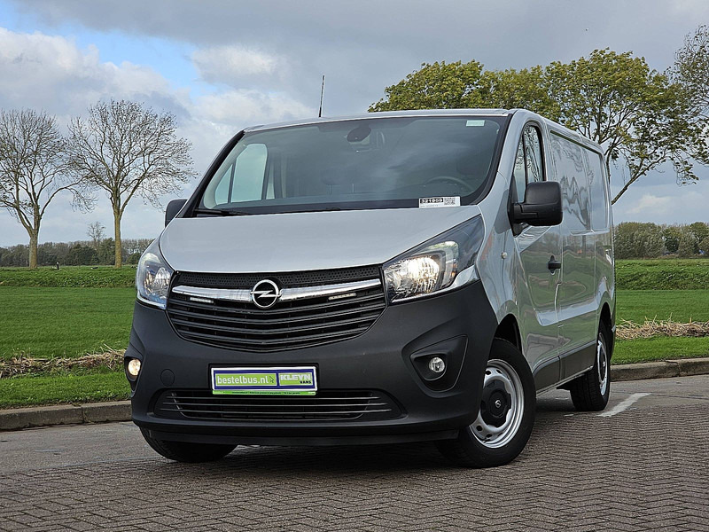 Opel Vivaro 1.6 L1H1 Navi Euro6 AC! - Малък ван: снимка 1 Opel Vivaro 1.6 L1H1 Navi Euro6 AC! - Малък ван: снимка 1
