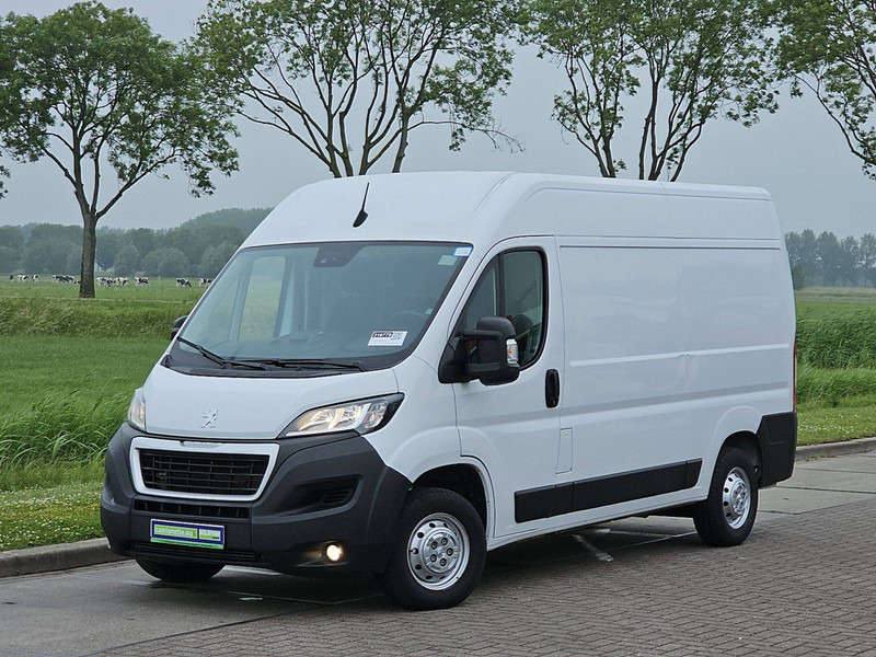 Peugeot Boxer 2.2 L2H2 Navi Euro6 AC! - Товарен бус: снимка 2 Peugeot Boxer 2.2 L2H2 Navi Euro6 AC! - Товарен бус: снимка 2