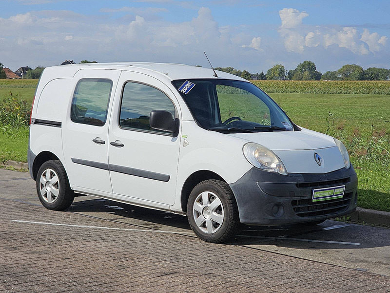 Renault Kangoo 1.5 - Лекотоварен автомобил фургон: снимка 5 Renault Kangoo 1.5 - Лекотоварен автомобил фургон: снимка 5