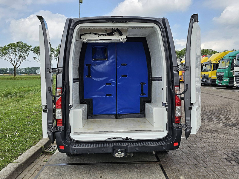 Хладилен бус Renault Master 2.3 Koelwagen Euro6 AC: снимка 15