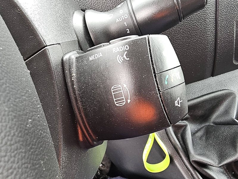 Хладилен бус Renault Master 2.3 Koelwagen Euro6 AC: снимка 10