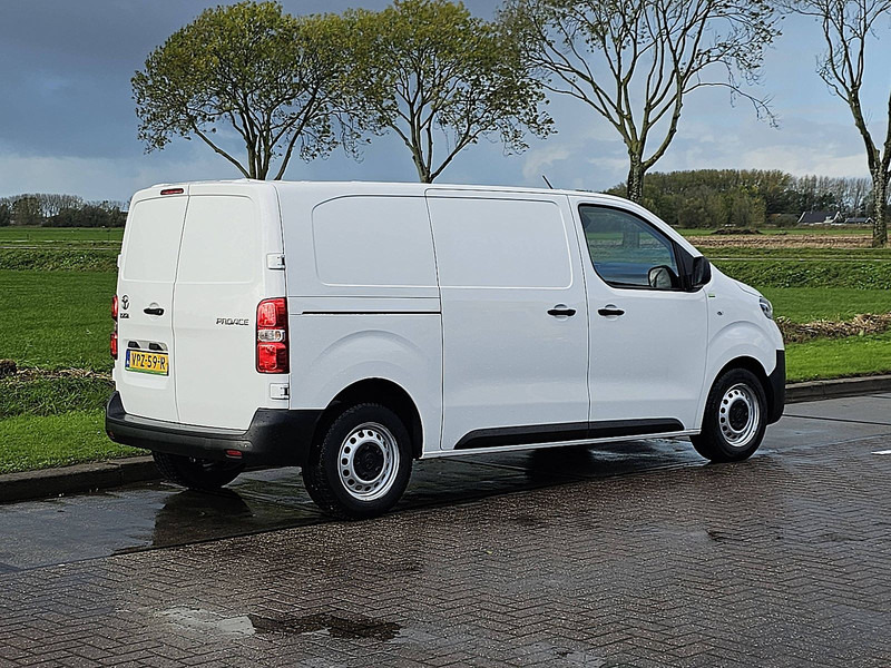 Toyota pro-ace 2.0 L2H1 Navi Euro6 NAP! - Малък ван: снимка 3 Toyota pro-ace 2.0 L2H1 Navi Euro6 NAP! - Малък ван: снимка 3